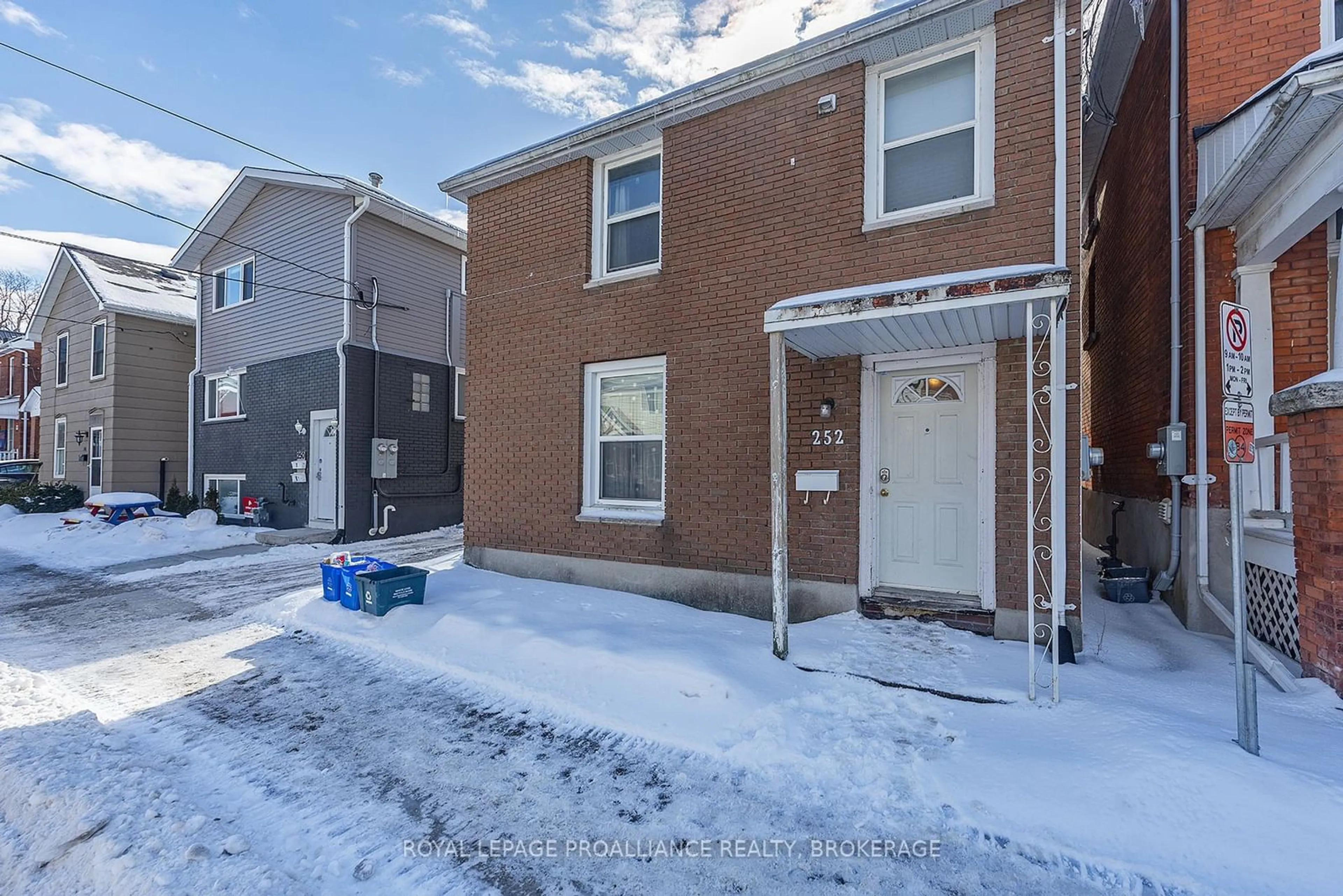 Unknown for 252 William St, Kingston Ontario K7L 2E4