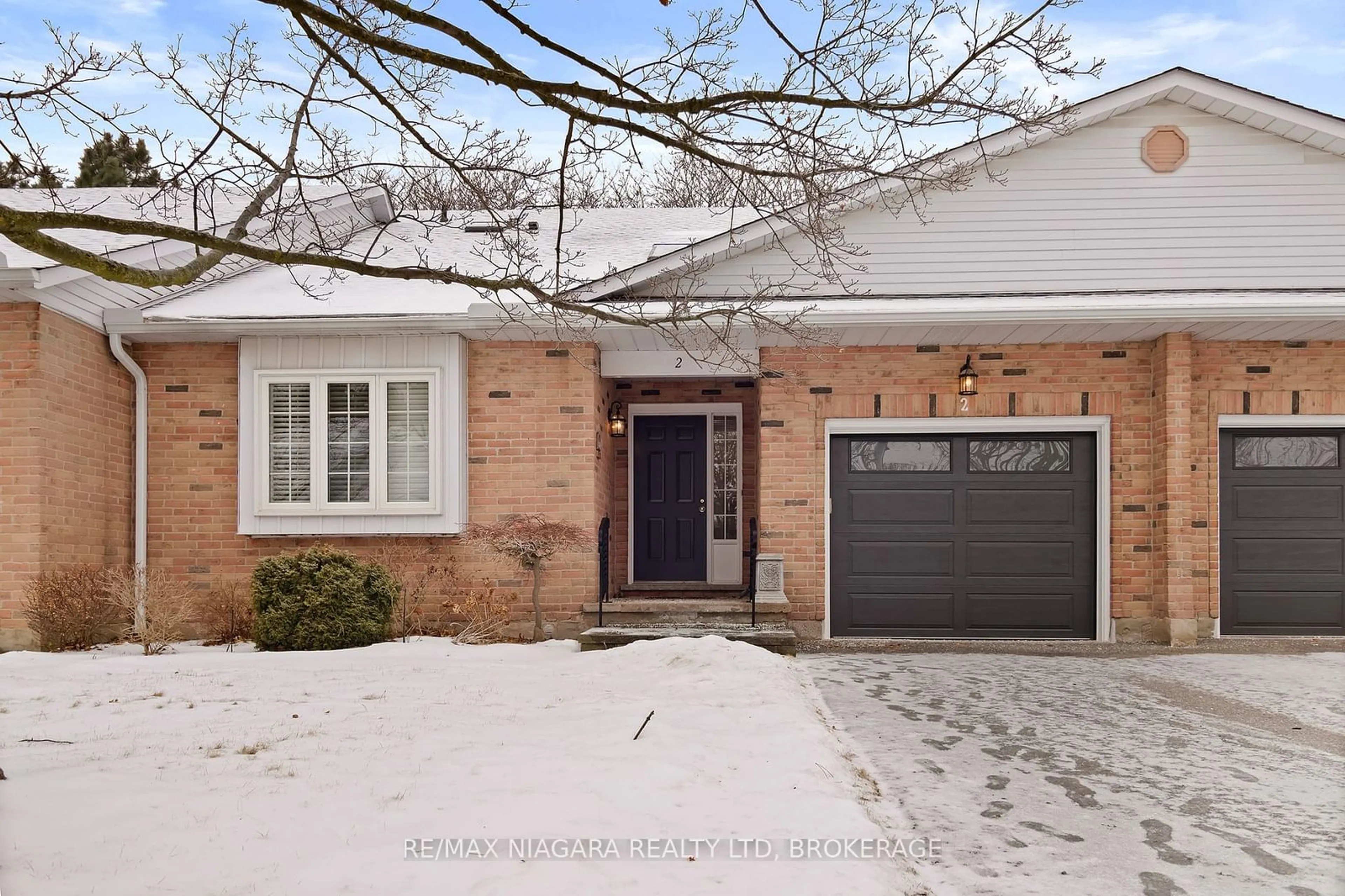 Home with brick exterior material, street for 10 ELDERWOOD Dr #2, St. Catharines Ontario L2S 3G3