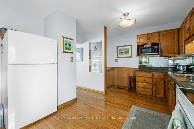 Additional property image - 58 Luscombe St