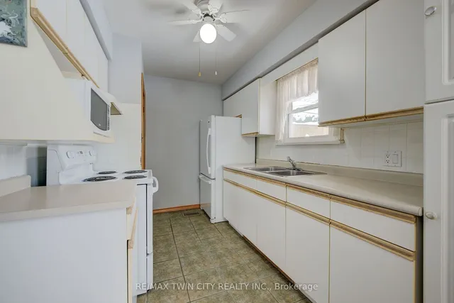 Additional property image - 98 Clive Rd