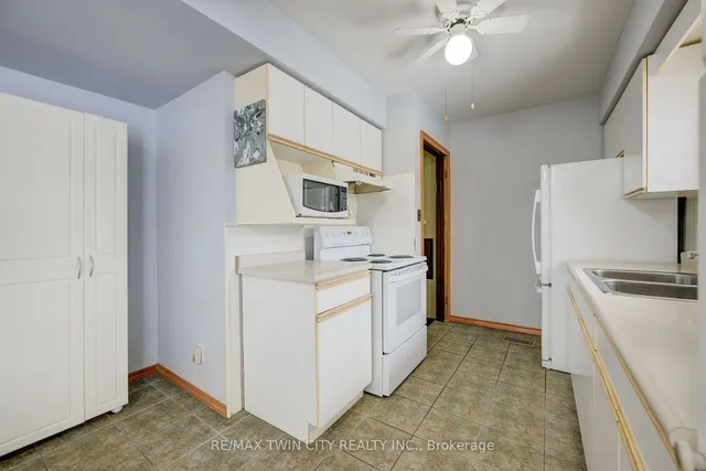 Additional property image - 98 Clive Rd