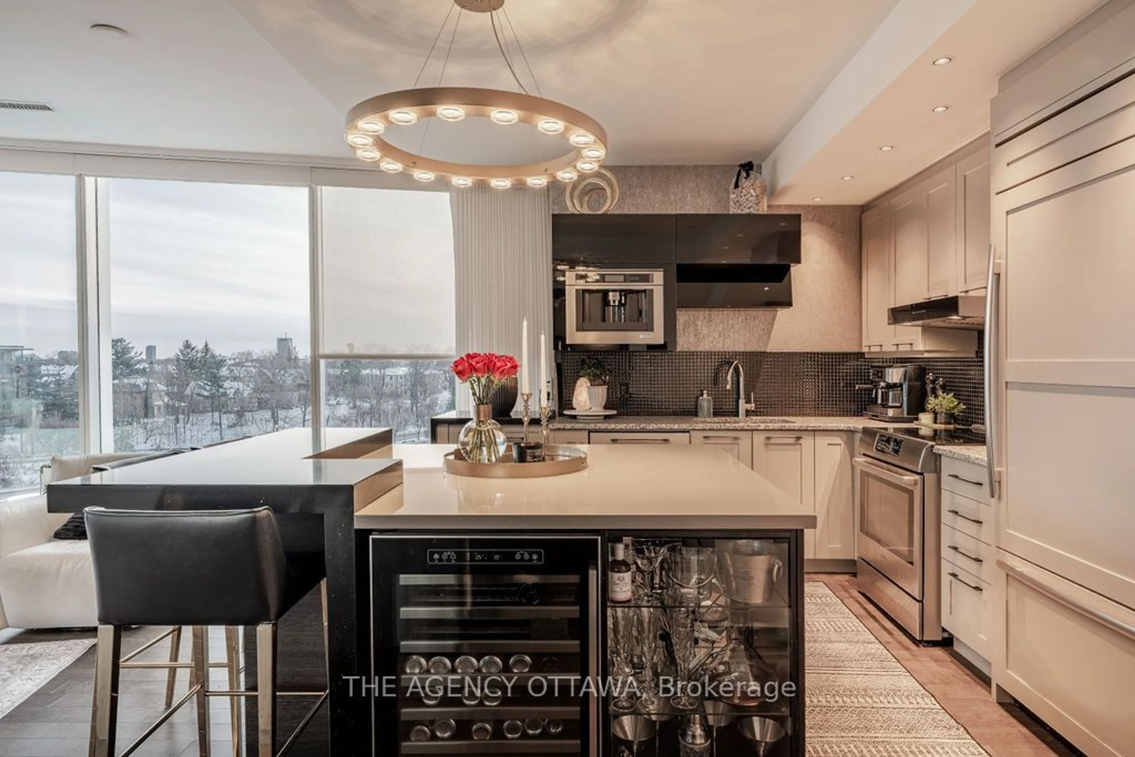 Contemporary kitchen, unknown for 1035 Bank St #709, Ottawa Ontario K1S 5K3