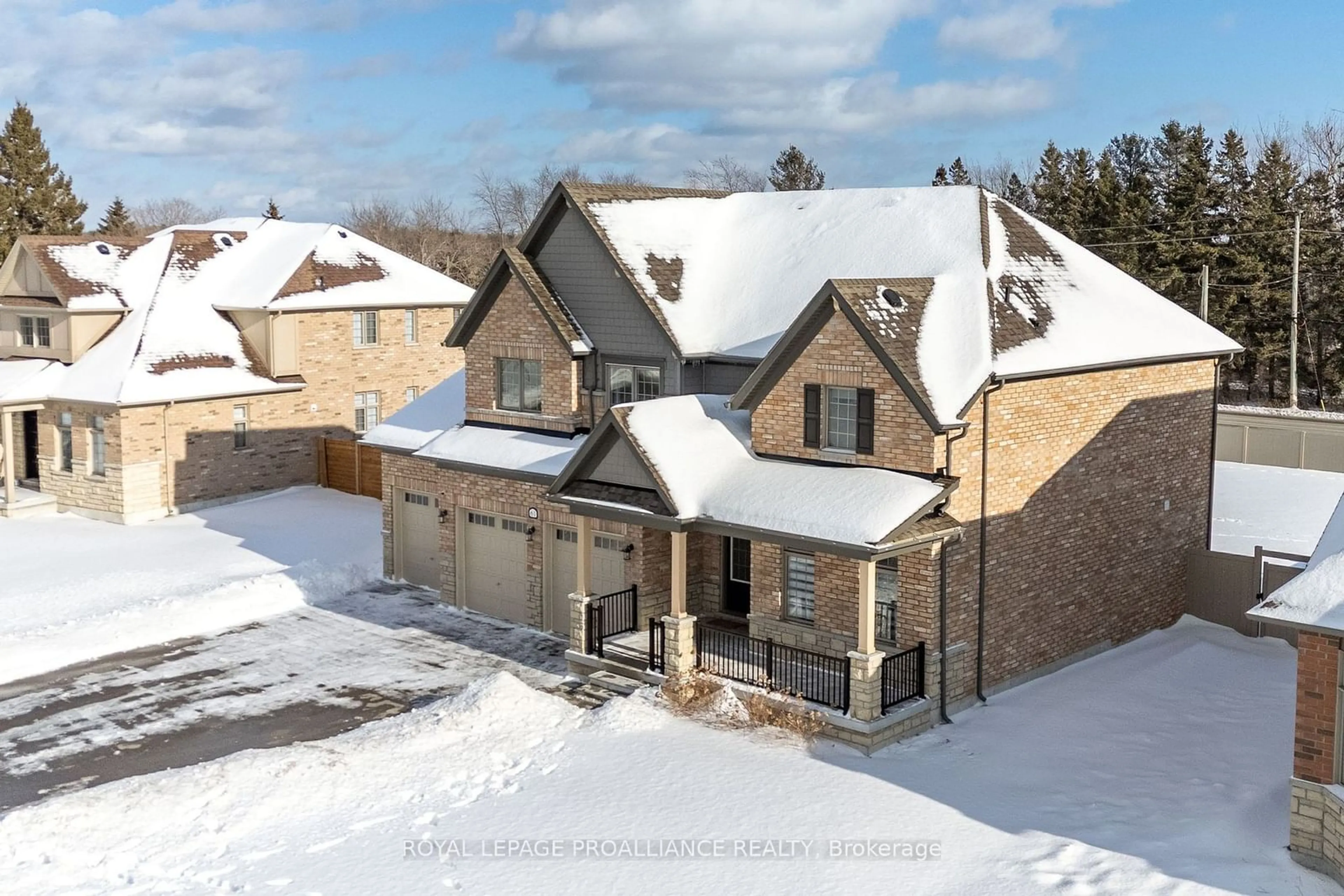 A pic from outside/outdoor area/front of a property/back of a property/a pic from drone, street for 61 Summer Breeze Dr, Quinte West Ontario K0K 1L0