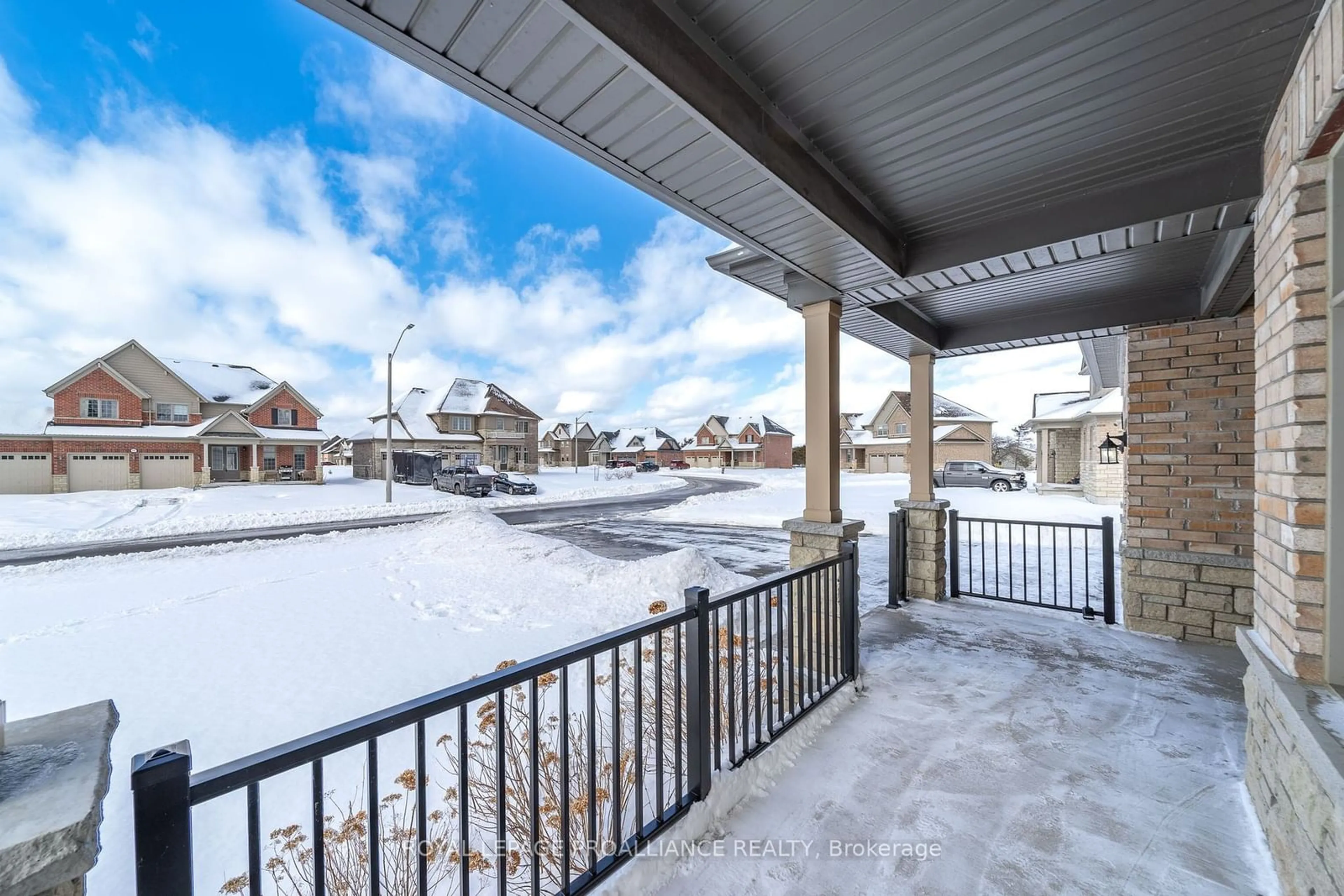 Patio, street for 61 Summer Breeze Dr, Quinte West Ontario K0K 1L0