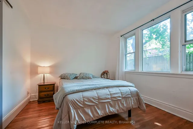 Additional property image - 285 King St Unit 8
