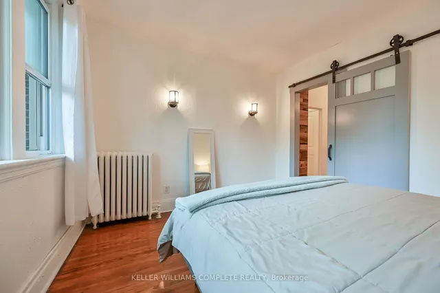 Additional property image - 285 King St Unit 8