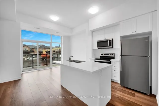 Additional property image - 460 Dundas St Unit 122