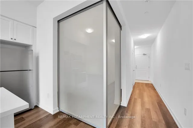 Additional property image - 460 Dundas St Unit 122