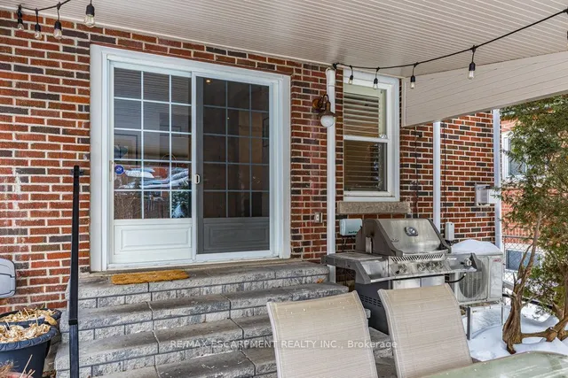 Additional property image - 234 Province St