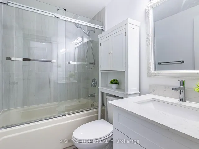 Additional image 8 of 36 James St Unit 303