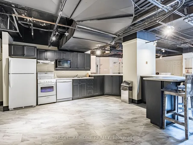 Additional image 4 of 36 James St Unit 303