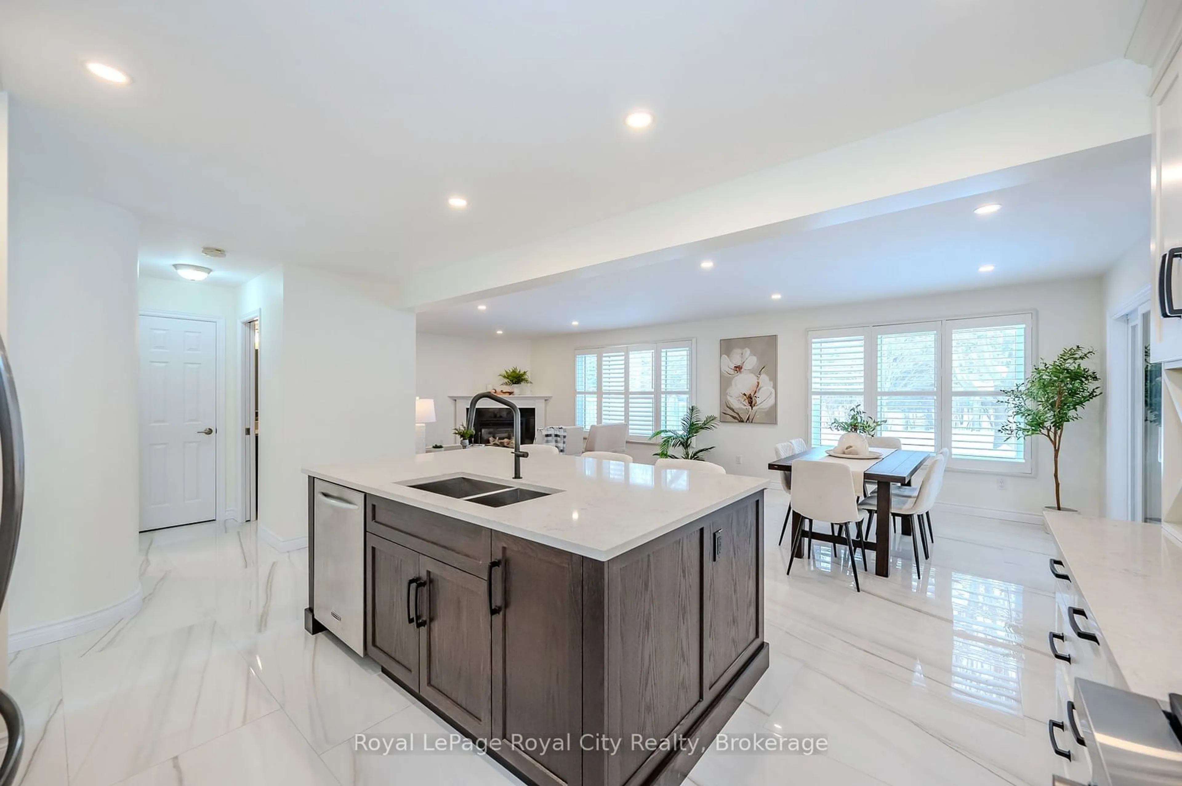 Open concept kitchen, ceramic/tile floor for 7 Elderberry Crt, Guelph Ontario N1L 1K3