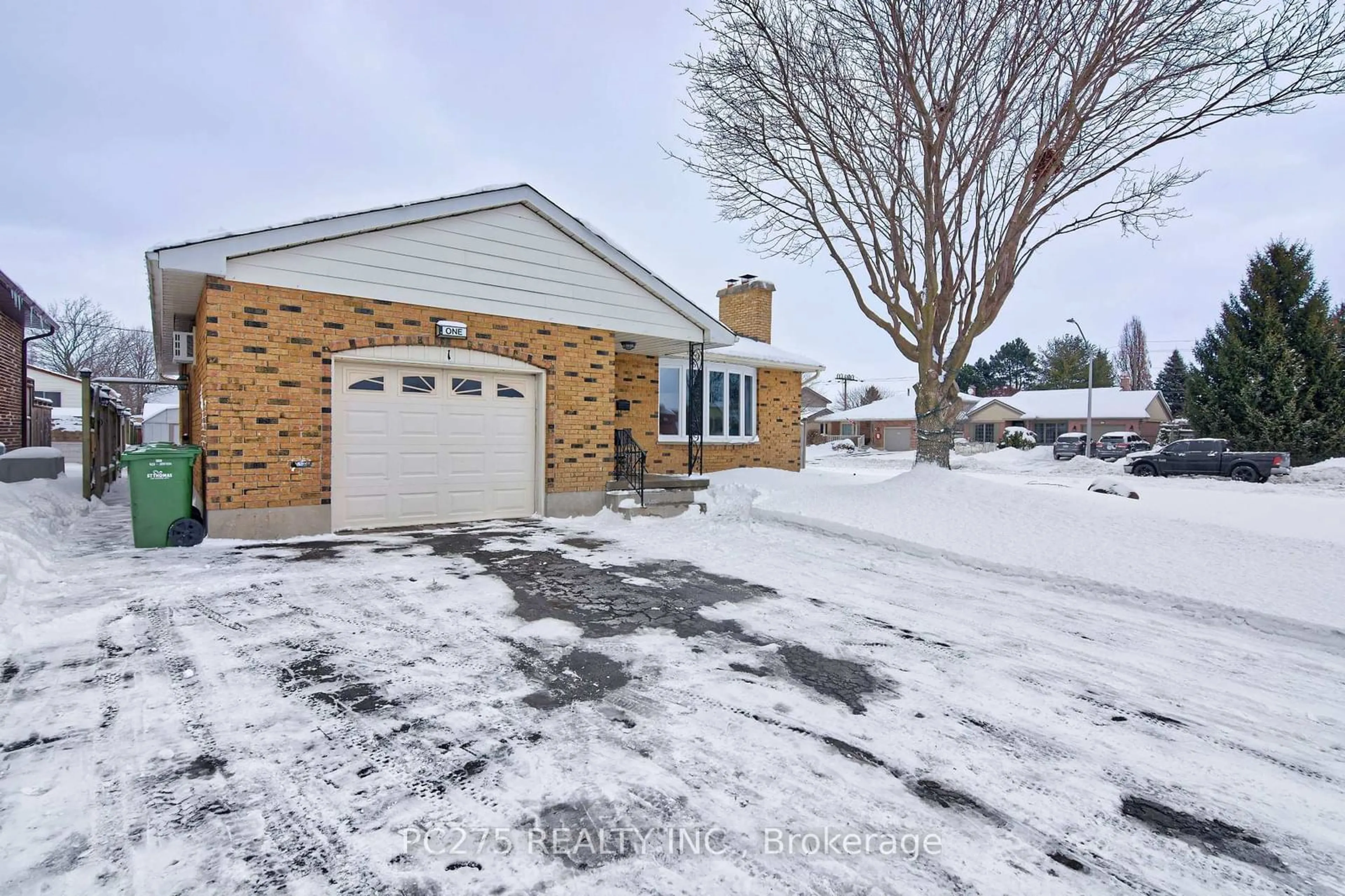 Home with brick exterior material, street for 1 Idsardi Ave, St. Thomas Ontario N5R 5P5