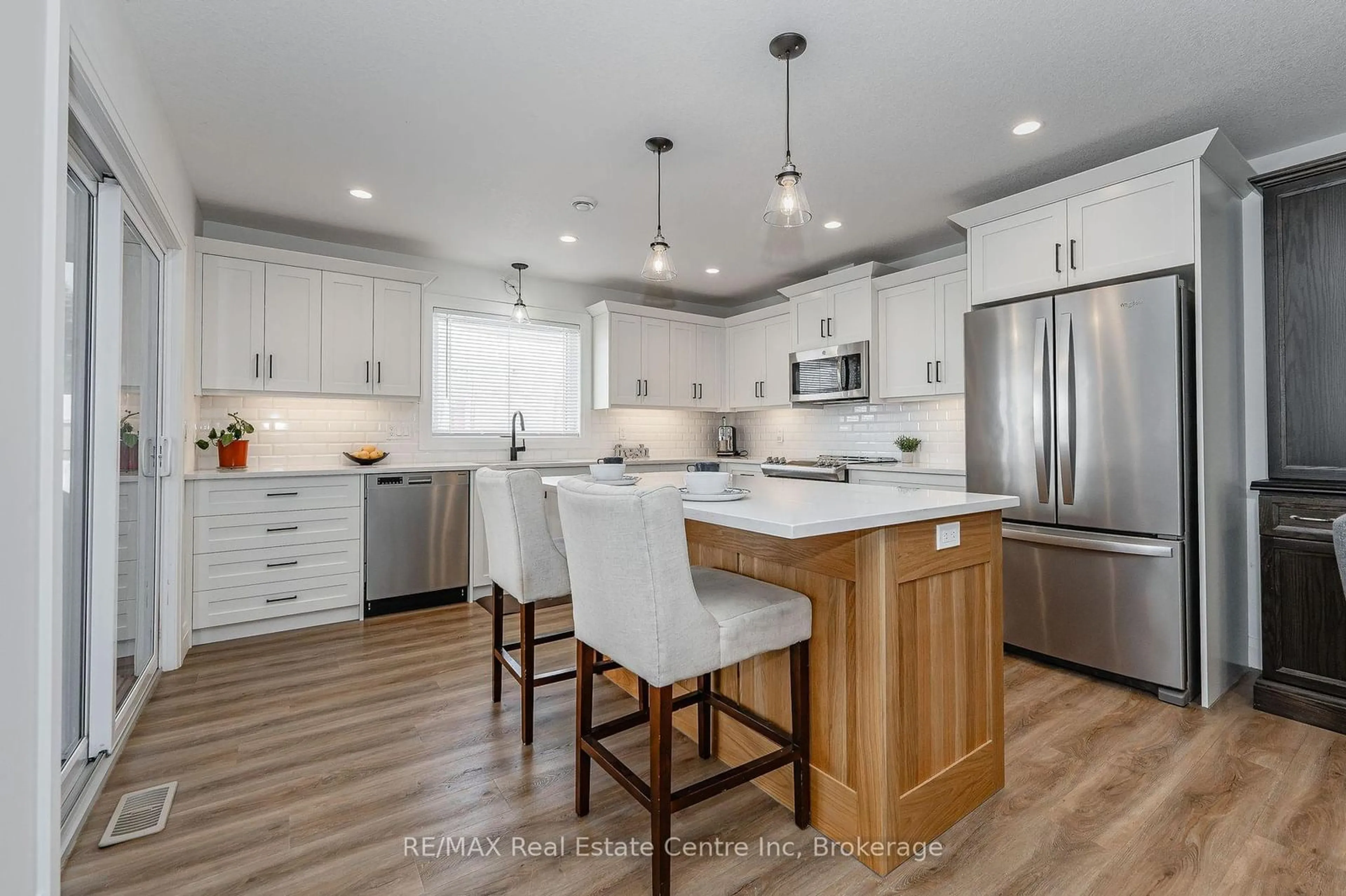 Open concept kitchen, unknown for 635 King St, Minto Ontario N0G 2P0