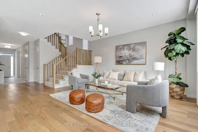 Additional property image - 931 Stonecliffe Walk