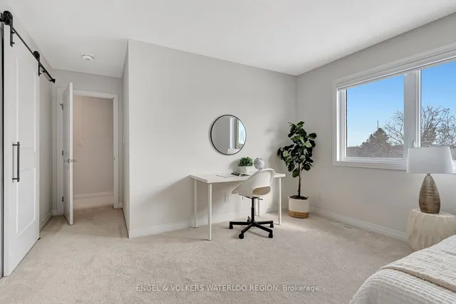 Additional property image - 931 Stonecliffe Walk