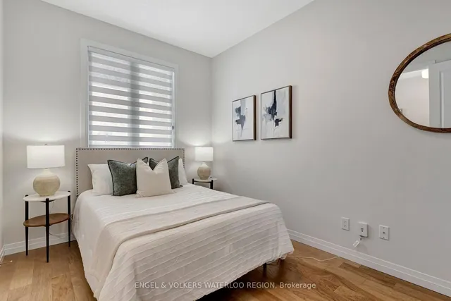 Additional property image - 931 Stonecliffe Walk