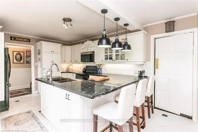 Additional property image - 65 Edgehill Dr