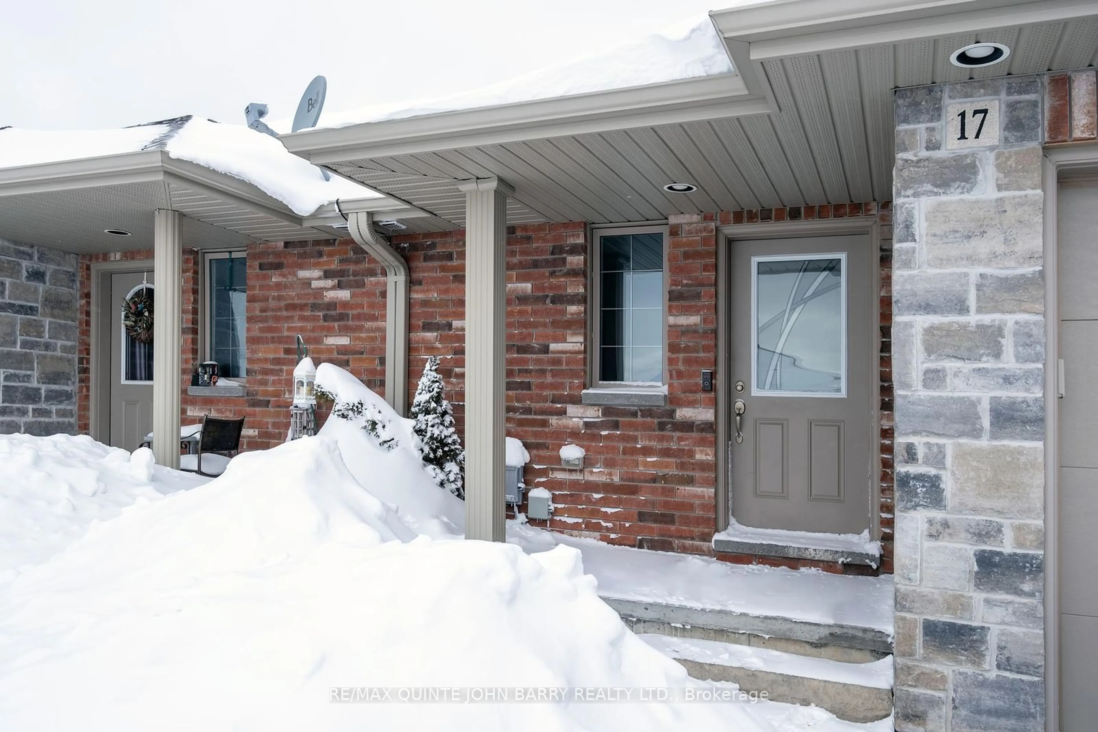 Unknown for 17 McIntosh Cres, Quinte West Ontario K8V 0G1