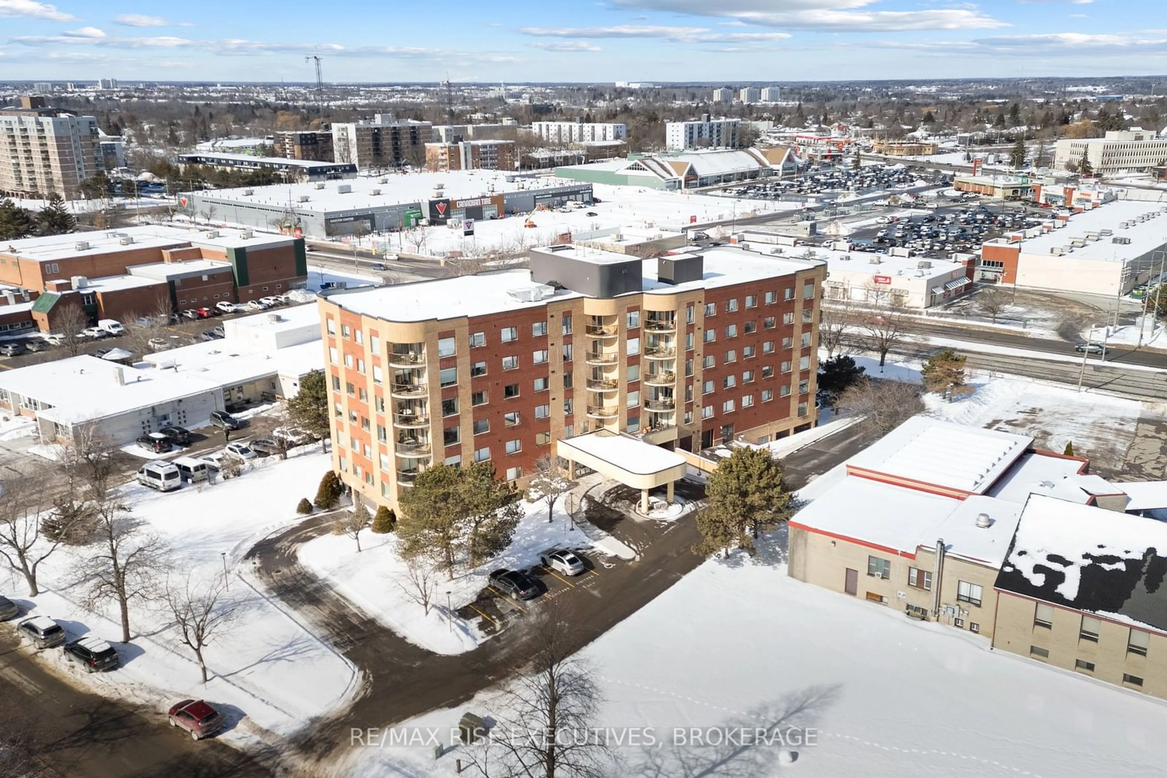 A pic from outside/outdoor area/front of a property/back of a property/a pic from drone, city buildings view from balcony for 130 WRIGHT Cres #502, Kingston Ontario K7L 5R1