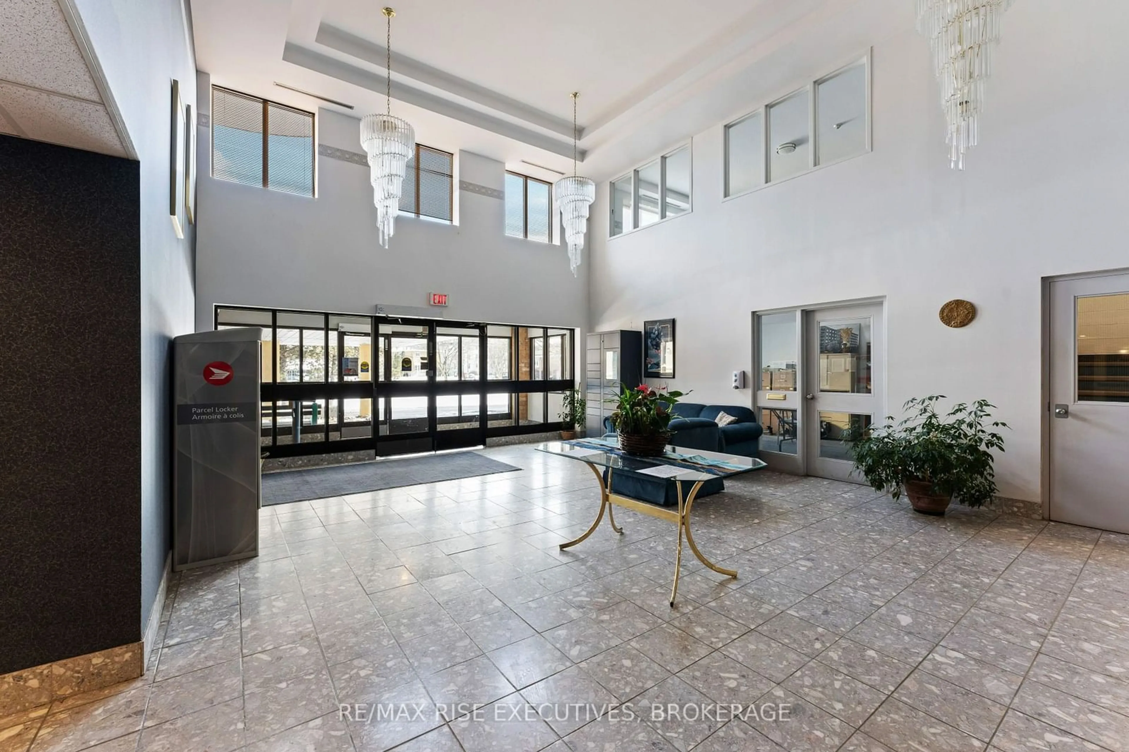 Lobby for 130 WRIGHT Cres #502, Kingston Ontario K7L 5R1