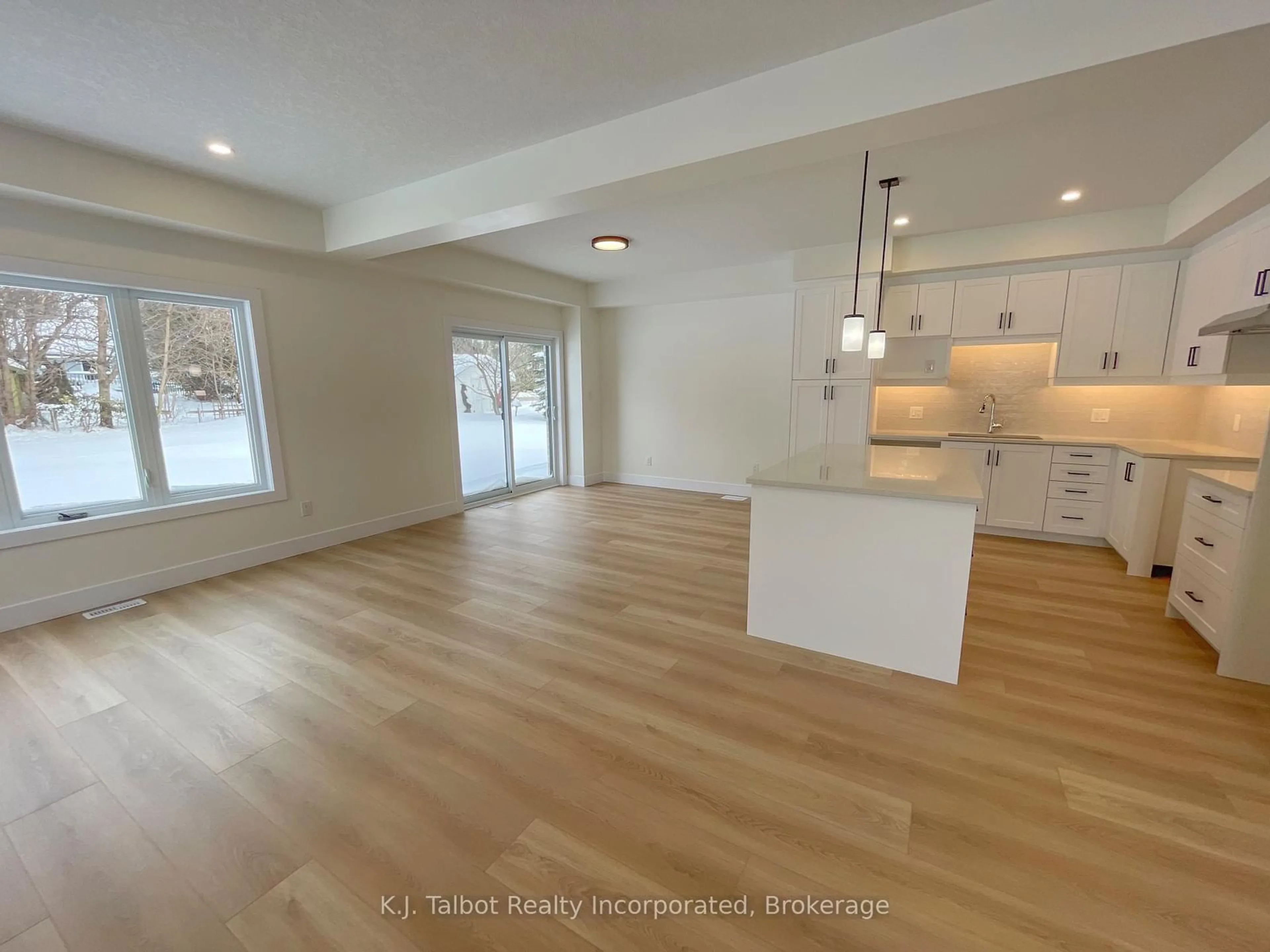 Open concept kitchen, wood/laminate floor for 201 South St, Goderich Ontario N7A 3M2