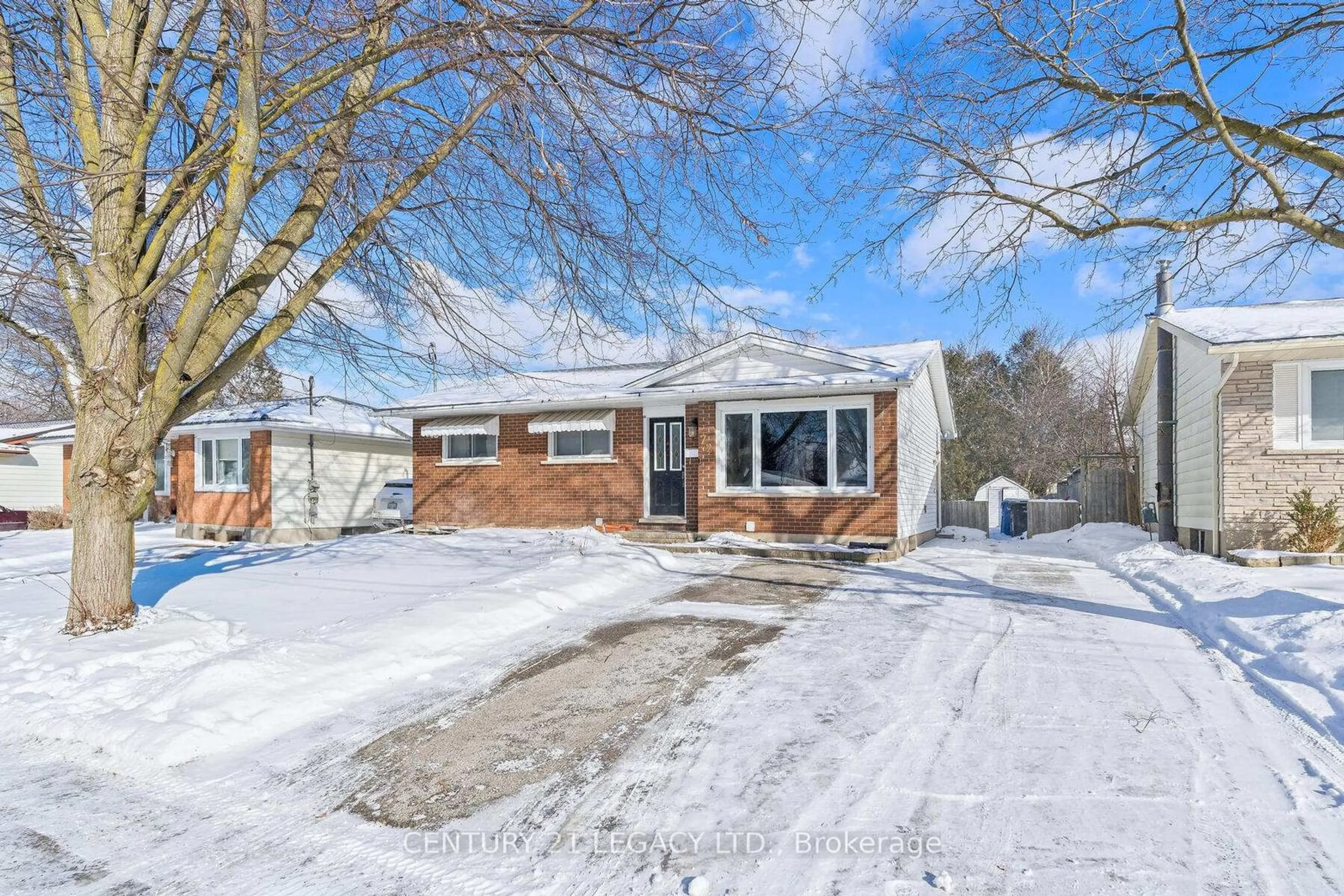 Home with brick exterior material, street for 72 Ferndale Ave, Guelph Ontario N1E 1B5