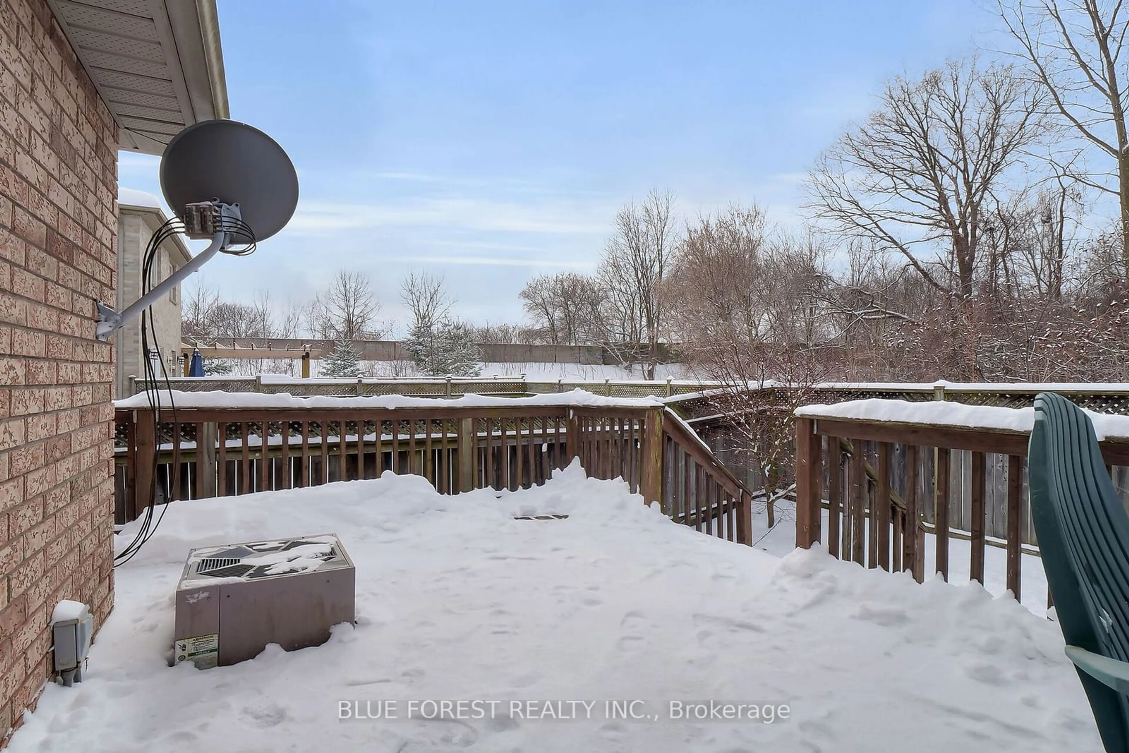 Patio, water/lake/river/ocean view for 284 Exmouth Circ, London Ontario N5V 5G6