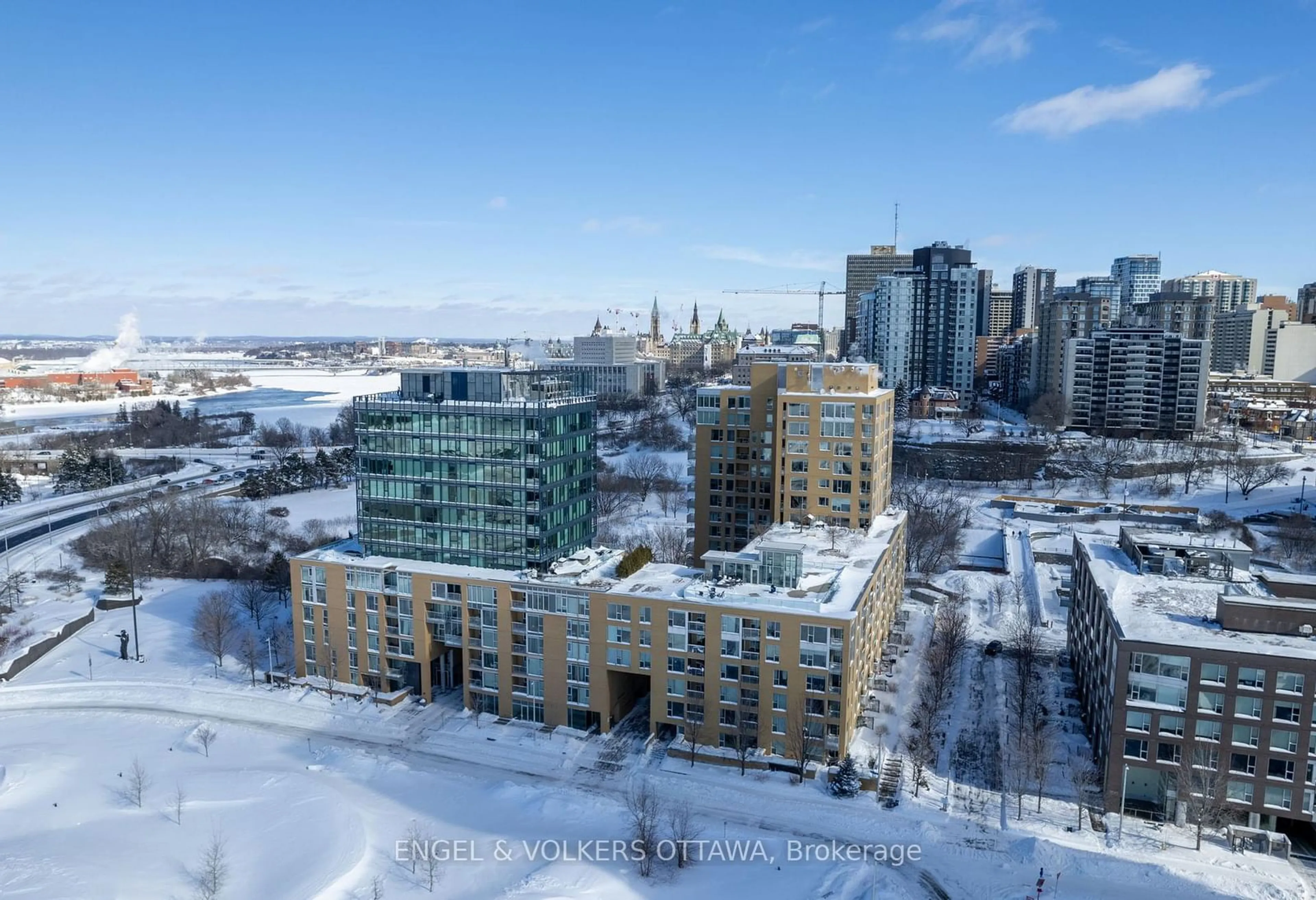 A pic from outside/outdoor area/front of a property/back of a property/a pic from drone, city buildings view from balcony for 250 Lett St #609, West Centre Town Ontario K1R 0A8