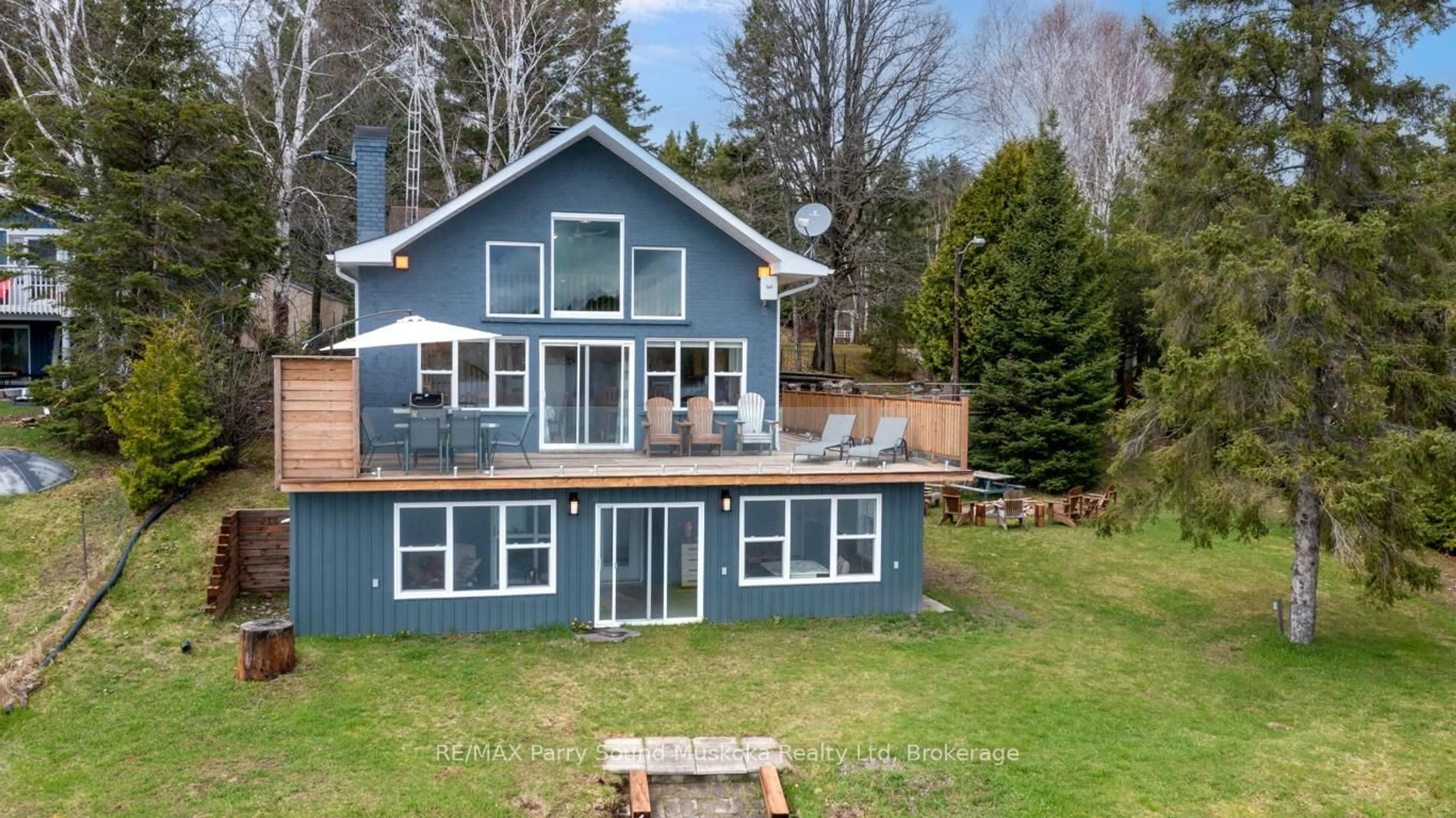 A pic from outside/outdoor area/front of a property/back of a property/a pic from drone, water/lake/river/ocean view for 247 Blue Jay Rd, French River Ontario P0M 2N0