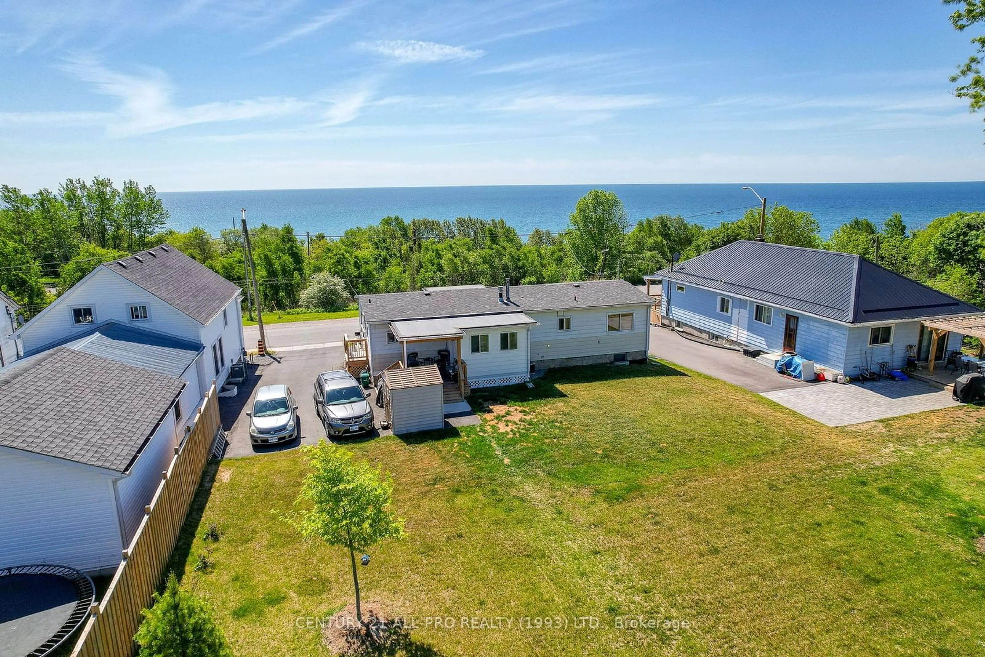 A pic from outside/outdoor area/front of a property/back of a property/a pic from drone, water/lake/river/ocean view for 64 Alexander St, Port Hope Ontario L1A 1B3