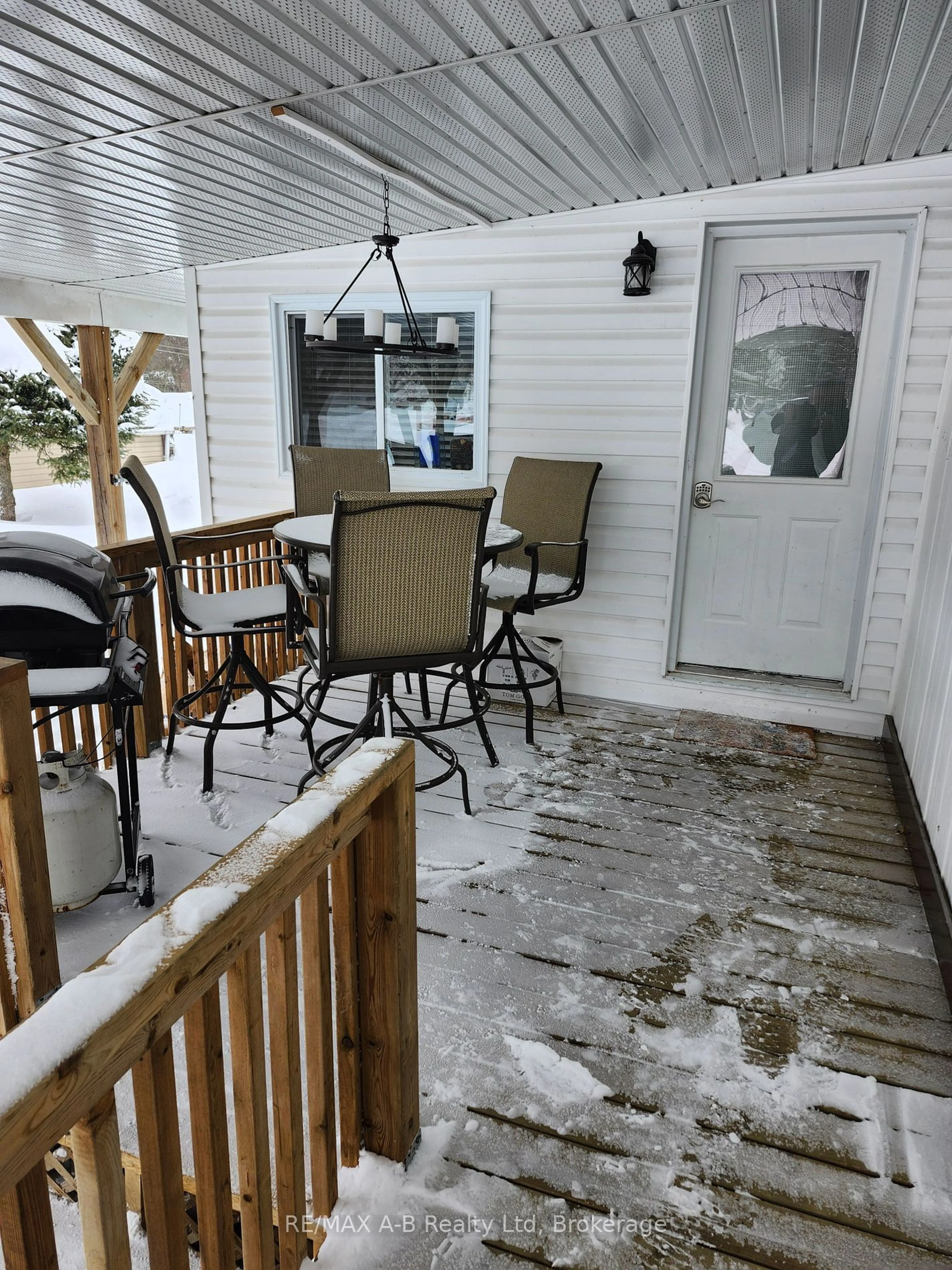 Patio, street for 179 Birch St, Perth East Ontario N5A 6S6