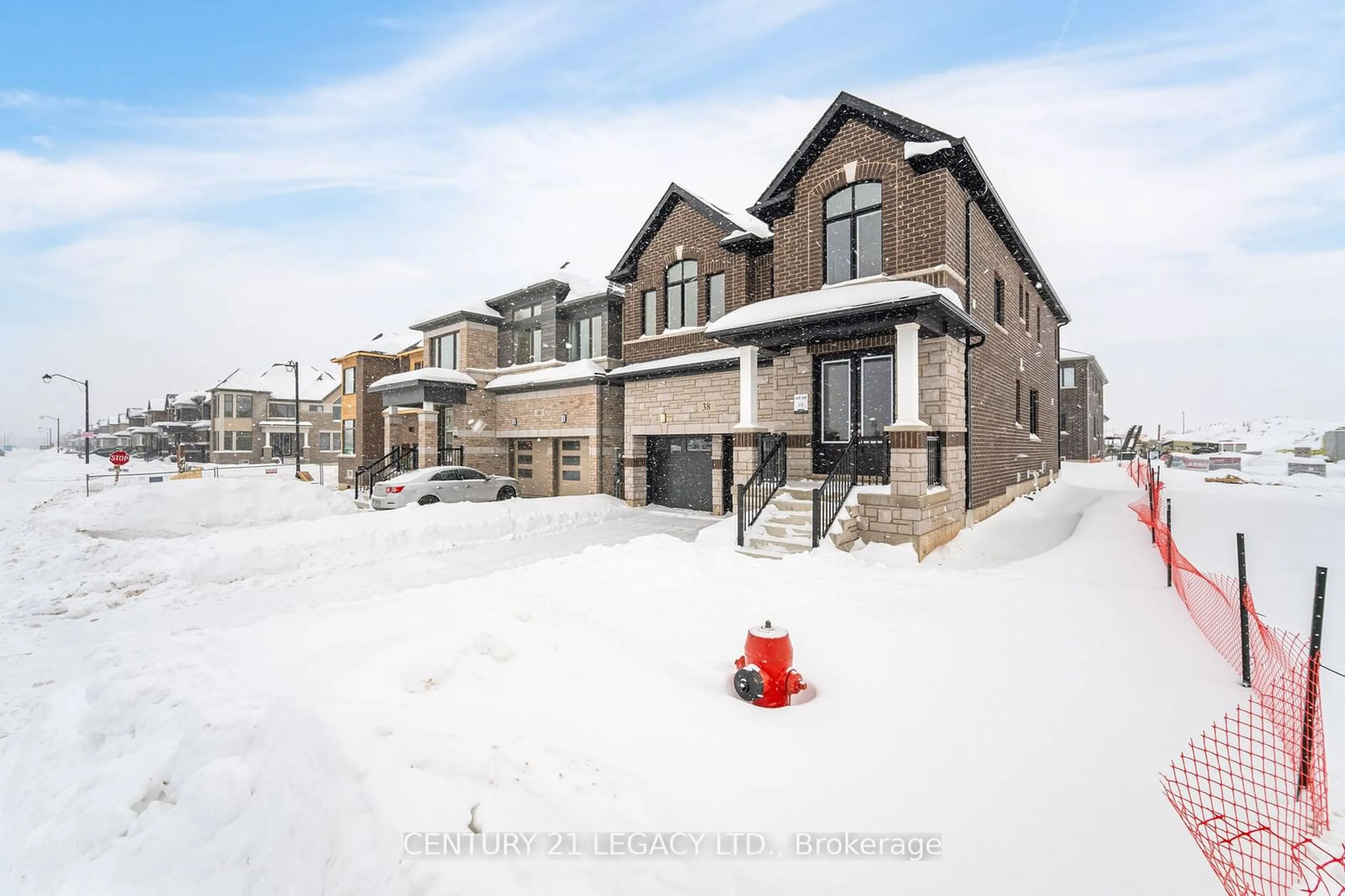 A pic from outside/outdoor area/front of a property/back of a property/a pic from drone, street for 38 Player Dr, Erin Ontario N0B 1T0