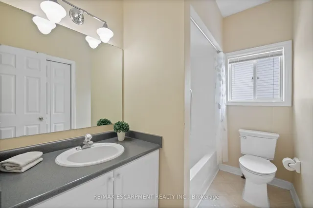 Additional property image - 46 Pentland Rd