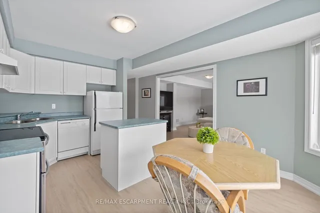 Additional property image - 46 Pentland Rd