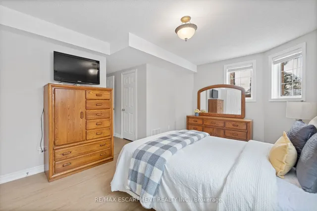Additional property image - 46 Pentland Rd