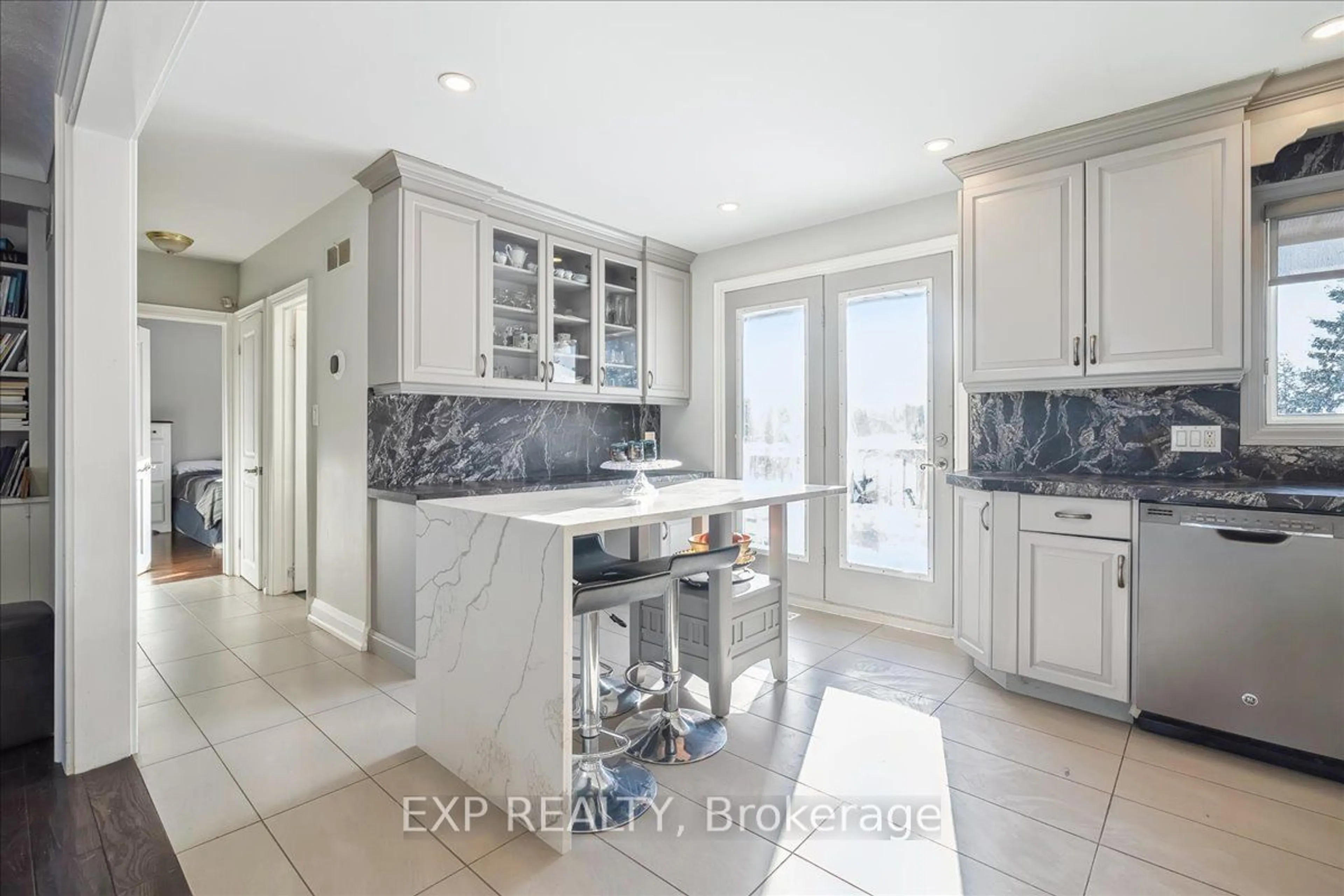 Open concept kitchen, ceramic/tile floor for 858 trinity Rd, Hamilton Ontario L0R 1R0