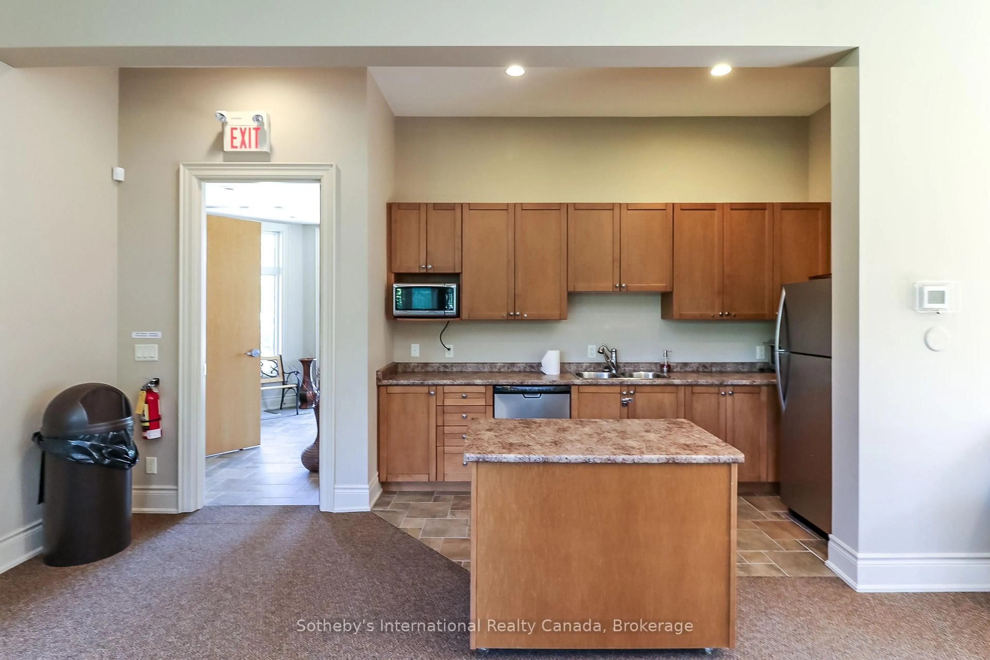 Unknown for 25 Beaver St #308, Blue Mountains Ontario N0H 2P0