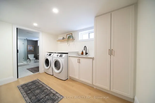 Additional property image - 400 Dumfries Ave