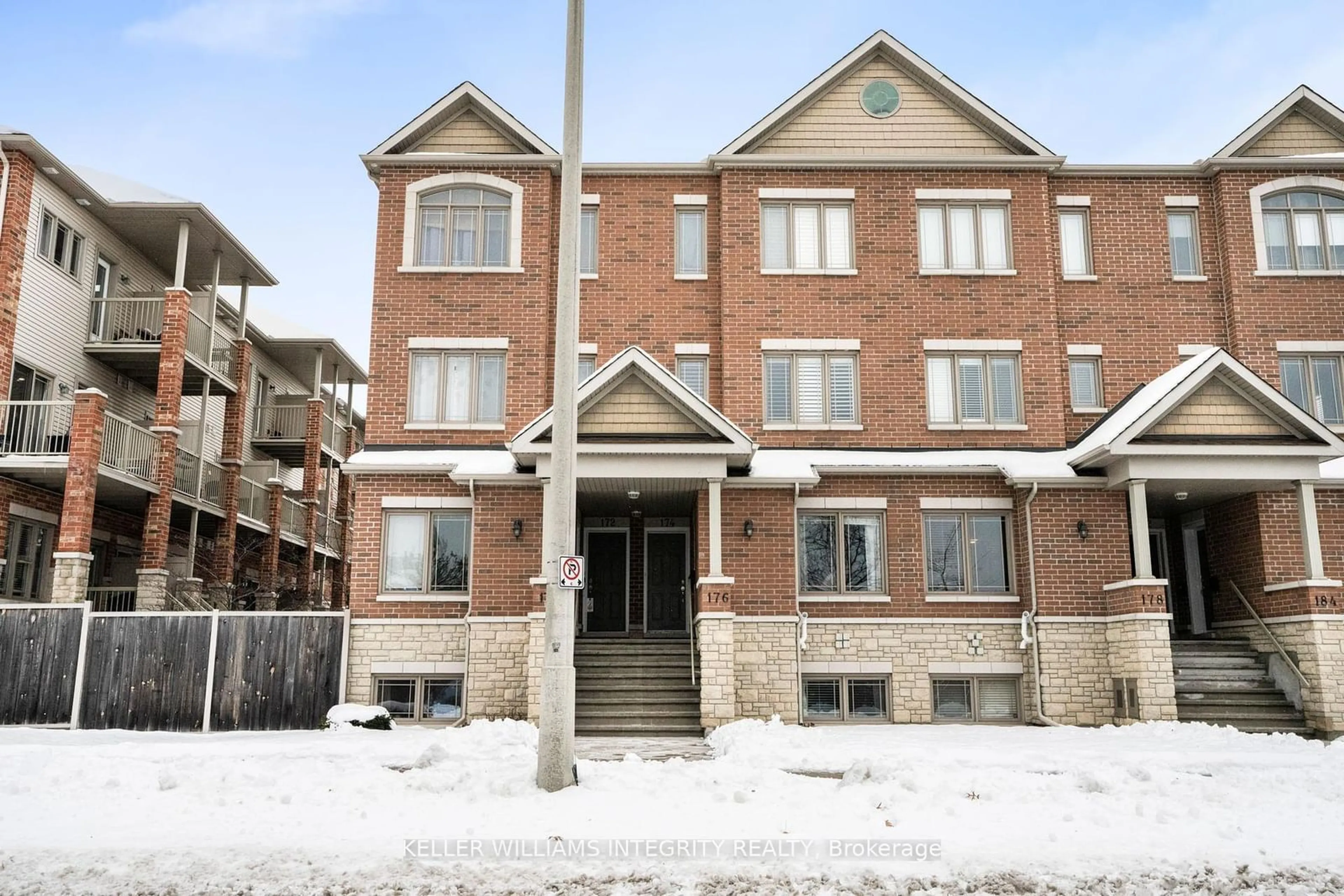 Home with brick exterior material, building for 176 Den Haag Dr #18, Overbrook - Castleheights and Area Ontario K1K 2V7