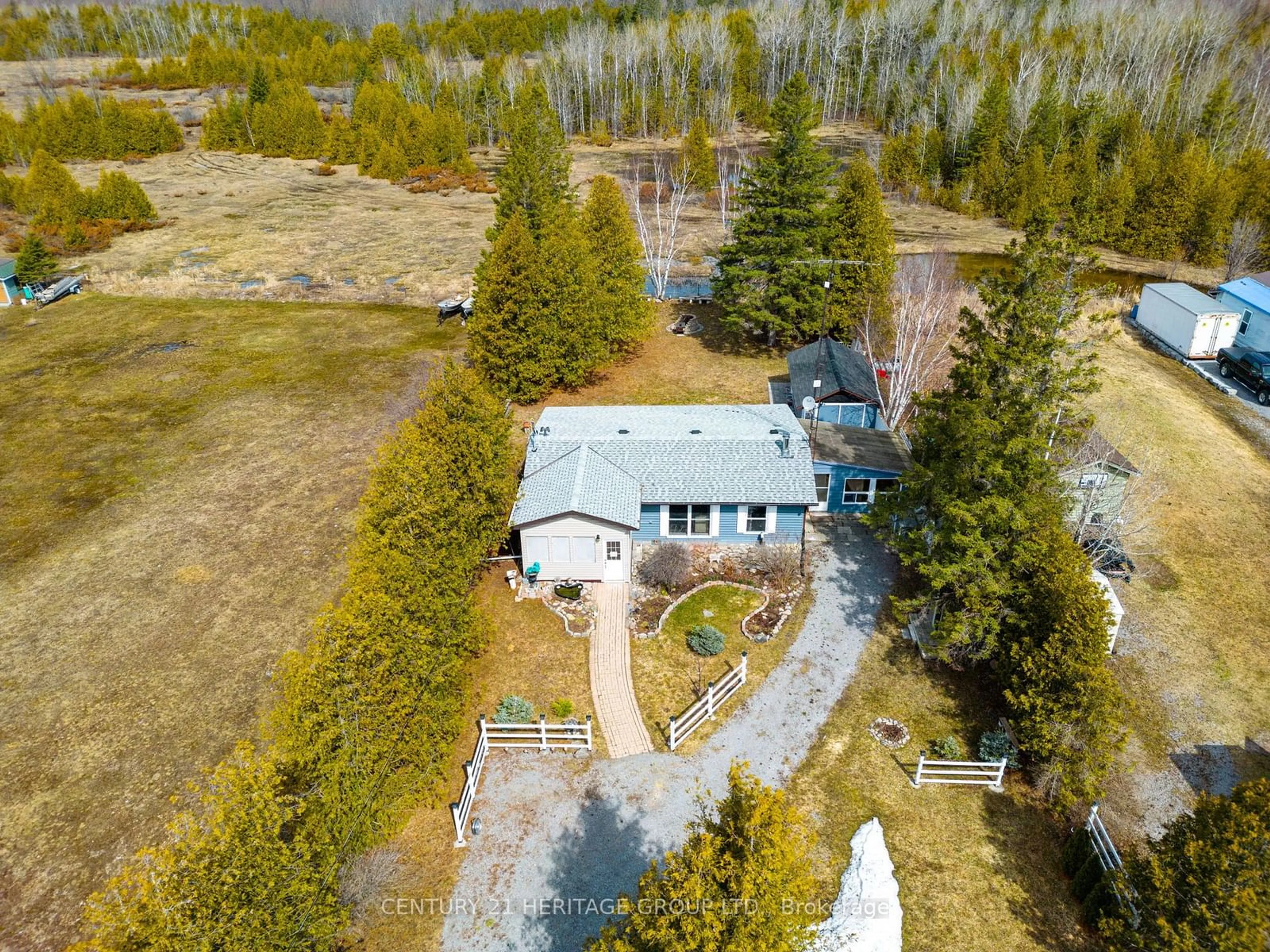 A pic from outside/outdoor area/front of a property/back of a property/a pic from drone, unknown for 220 Mcguire Beach Rd, Kawartha Lakes Ontario K0M 2B0