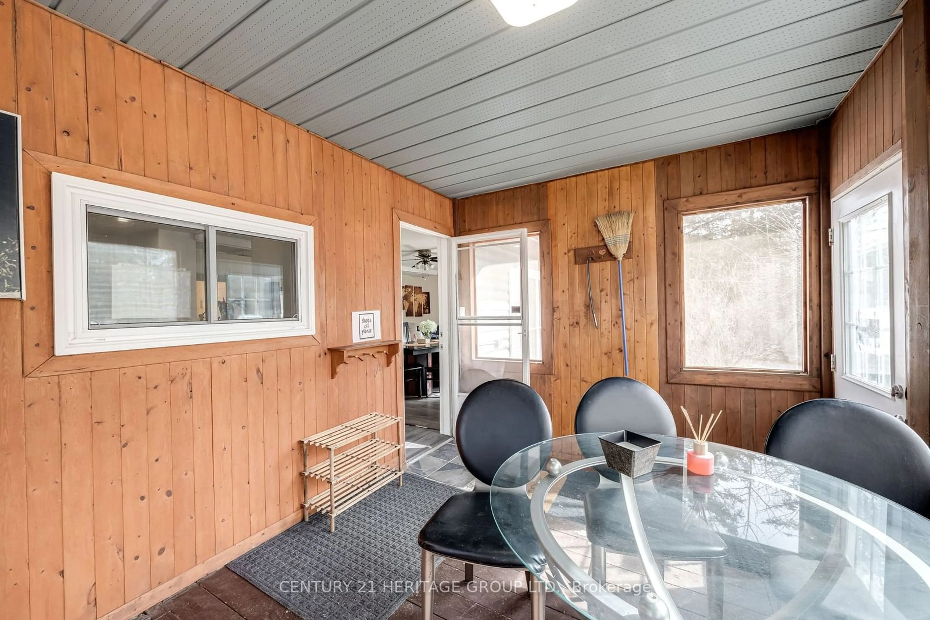 Dining room, unknown for 220 Mcguire Beach Rd, Kawartha Lakes Ontario K0M 2B0