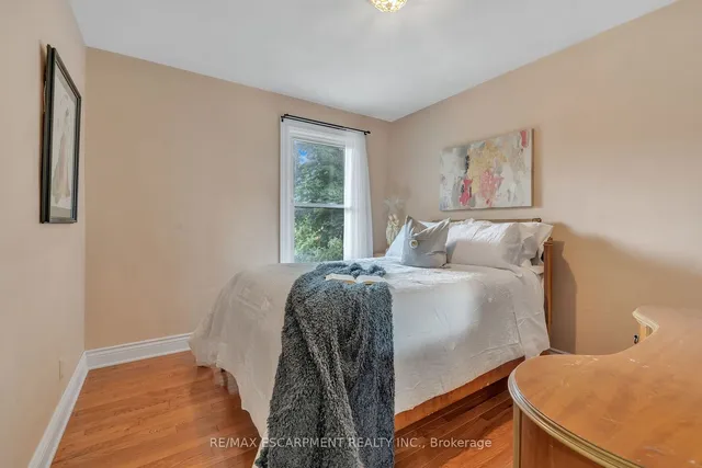 Additional property image - 74 Balmoral Ave