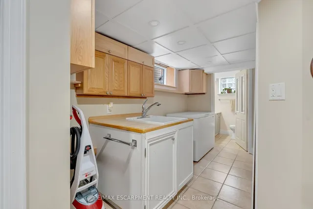 Additional property image - 74 Balmoral Ave