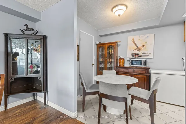 Additional property image - 120 Duke St Unit 805