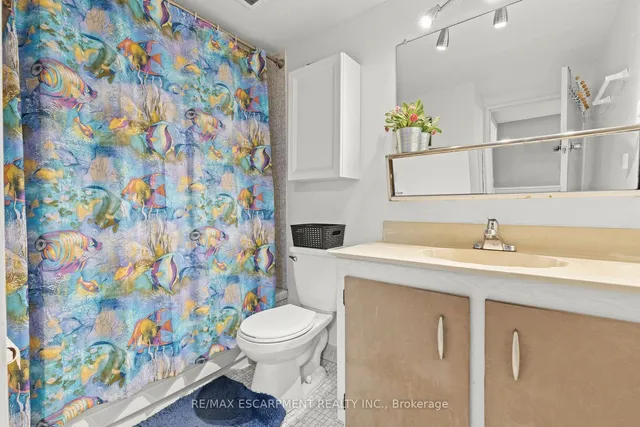 Additional property image - 120 Duke St Unit 805