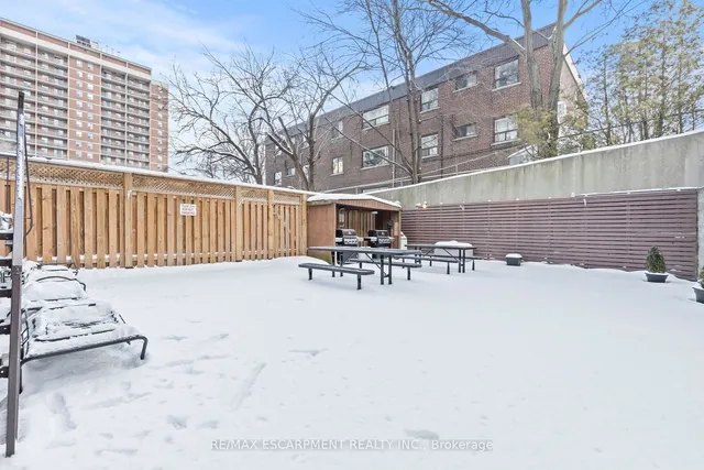 Additional property image - 120 Duke St Unit 805
