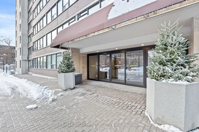 Additional property image - 120 Duke St Unit 805