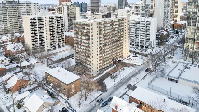 Additional property image - 120 Duke St Unit 805