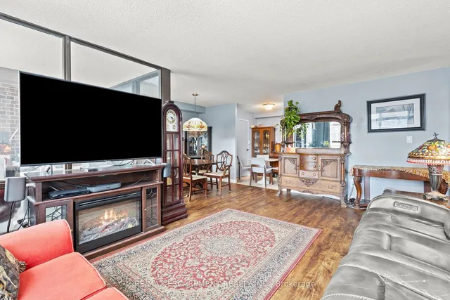 Additional property image - 120 Duke St Unit 805